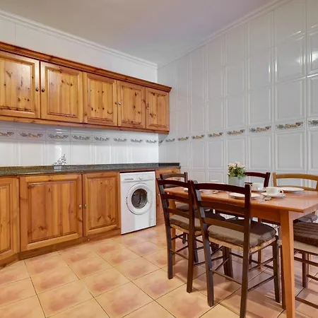 Morina Court - St Julians Seaside Bliss And Penthouse By Shortletsmalta Apartment