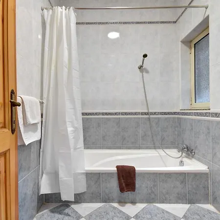 Morina Court - St Julians Seaside Bliss And Penthouse By Shortletsmalta Apartment