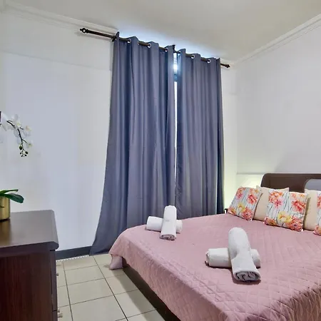 Morina Court - St Julians Seaside Bliss And Penthouse By Shortletsmalta * San Ġiljan