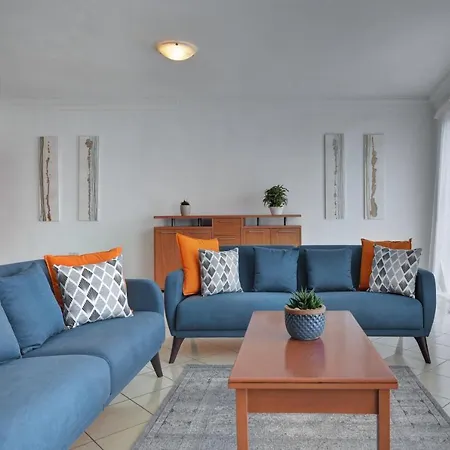 Morina Court - St Julians Seaside Bliss And Penthouse By Shortletsmalta Appartement *